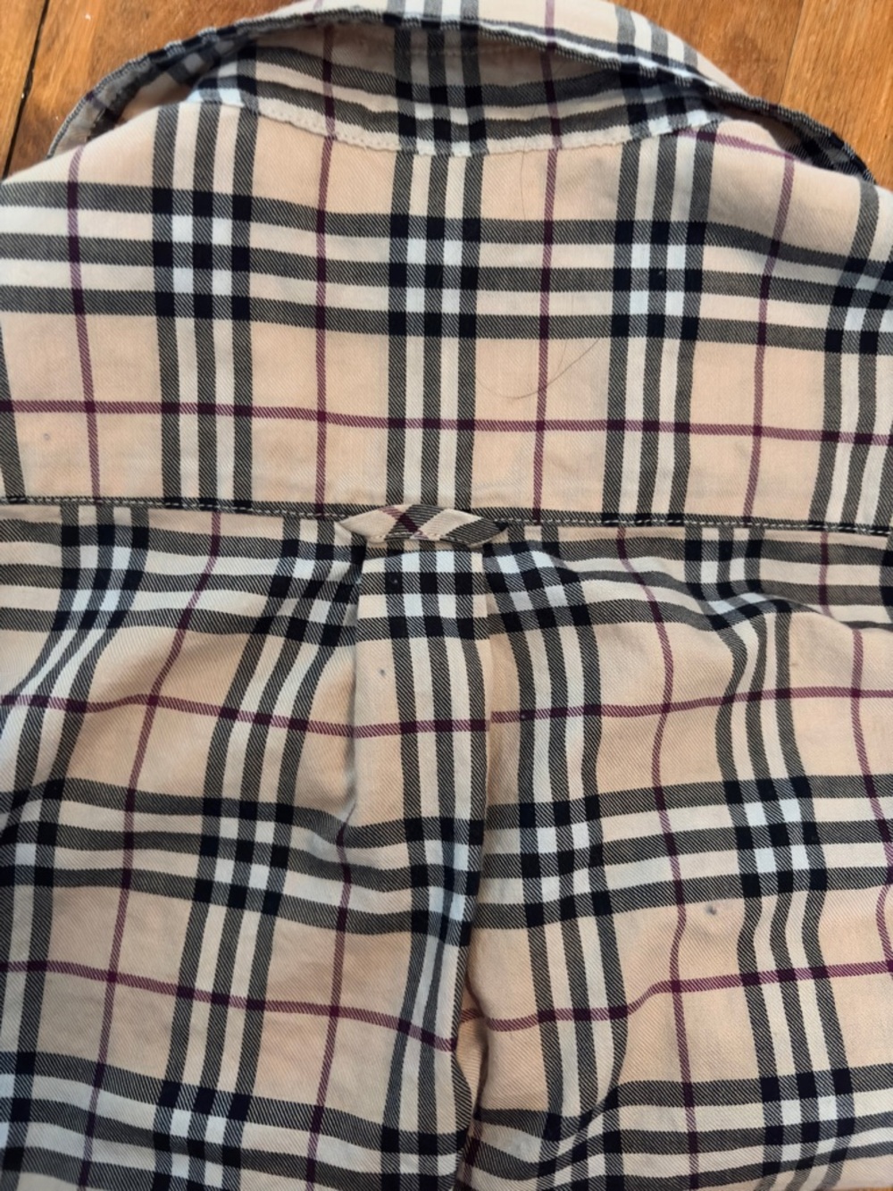 Burberry Classic Beige Plaid Button-Down Shirt 100% cotton - Picture 3 of 6